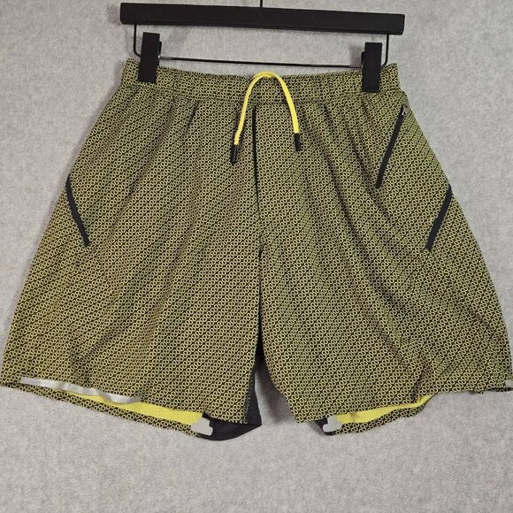 Lululemon Surge Shorts Running REFLECTIVE Medium Medium - Picture 3 of 11